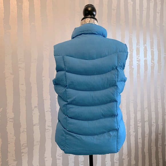 Wind River Puffer Vest - Picture 2 of 4